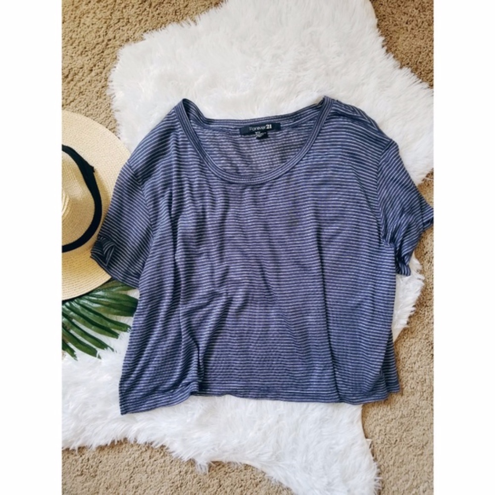 🌴Forever 21 | Striped Cropped Tee